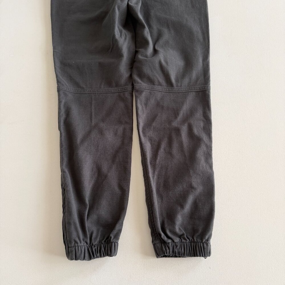 REI - Outdoors Hiking Pants with Zip Pockets and Ankles in Dark Charcoal Gray - Picture 7 of 8